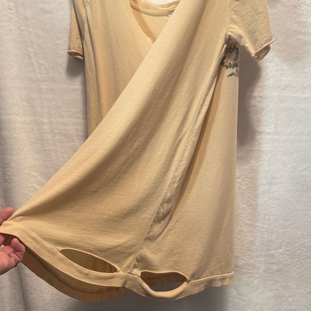 Chaser Tan Floral "Suck It" Graphic Tee - Picture 9 of 9